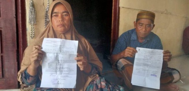 Fauziah, ibu kandung Imam Masykur (25) warga Mon Keulayu, Kecamatan Gandapura, Kabupaten Bireuen, Provinsi Aceh, mempertanyakan kenapa anaknya hingga diduga dibunuh oleh oknum Paspampres