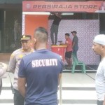 Ditpamobvit Polda Aceh diwakili Kasubdit Audit Kompol Aji P, didampingi panitia Liga 2 Indonesia melakukan penilaian risiko di Stadion Harapan Bangsa Lhong Raya, Sabtu (2/9)