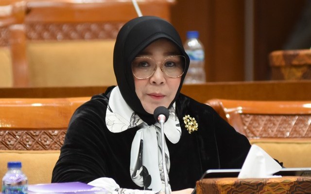 Anggota Komisi X DPR Illiza Sa'aduddin Djamal mengikuti Rapat Kerja Komisi X DPR dengan Menpora Dito Ariotedjo saat membahas RKA K/L TA 2024 di Gedung Nusantara I Senayan, Jakarta, Selasa (6/8)
