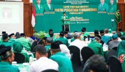 Plt Ketum PPP Muhamad Mardiono membuka Rapat Pimpinan Wilayah (Rapimwil) DPW PPP Aceh, di Hotel Hermes Palace Banda Aceh, Kamis (21/9/2023). (Foto: Dok. Istimewa)