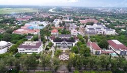 Universitas Syiah Kuala (USK) tahun 2023 menerima 440 dosen, yang terdiri atas 397 CPNS dan 43 PPPK, yang tersebar pada 12 fakultas