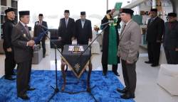 Pj Wali Kota Banda Aceh Amiruddin melantik Wahyudi sebagai Pj Sekda Kota Banda Aceh, di aula Balai Kota setempat, Senin (2/10)