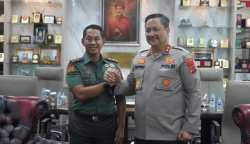Pertemuan Kapolda Aceh Irjen Pol Achmad Kartiko dan Pangdam Iskandar Muda Mayjen TNI Novi Helmy Prasetya, membahas sejumlah isu strategis di Makodam IM, Selasa (10/10)