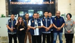 Ketua Satgas Antimafia Bola Irjen Pol Asep Edi Suheri yang juga Wakabareskrim Polri memberikan keterangan