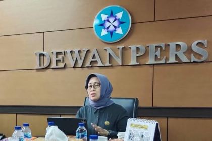Ketua Dewan Pers Ninik Rahayu mengingatkan pemangku kepentingan pers terutama wartawan, pengelola, dan pemilik media tidak termakan propaganda Israel dalam pemberitaan perlawanan Palestina