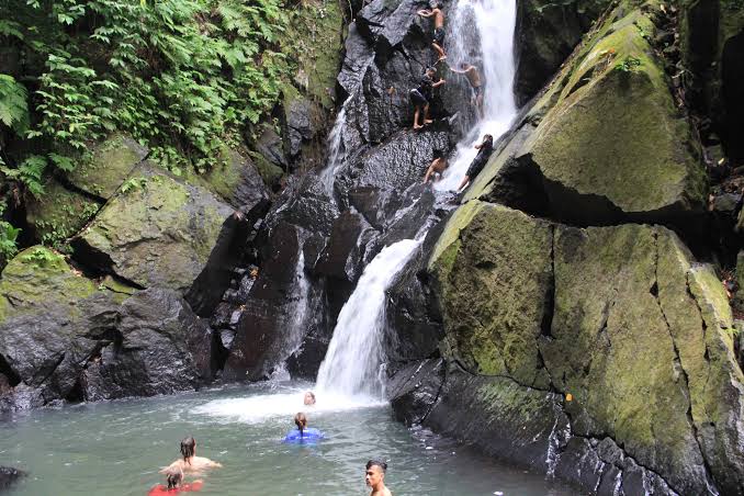 Air Terjun Pria Laot Kota Sabang berhasil meraih penghargaan peringkat pertama Anugerah Pesona Indonesia (API) tahun 2023 kategori Surga Tersembunyi | INFOACEH.net Air Terjun Pria Laot Kota Sabang berhasil meraih penghargaan peringkat pertama Anugerah Pesona Indonesia (API) tahun 2023 kategori Surga Tersembunyi