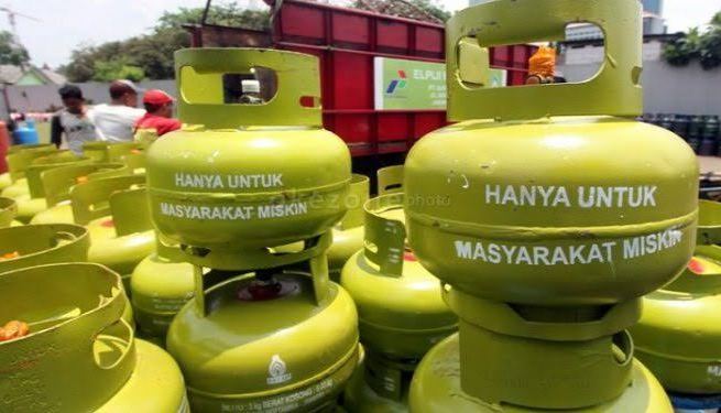 Pemko Banda Aceh menggelar Operasi Pasar Khusus LPG kg pada 30 November 2023 di Kantor Diskopukmdag Banda Aceh