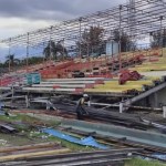 Pekerja membongkar Stadion H Dimurthala Lampineung Kota Banda Aceh, akan direhab total sesuai dengan standar FIFA