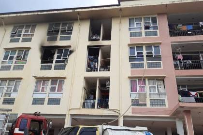 Satu kamar Rusunawa di Gampong Lampulo, Kecamatan Kuta Alam, Banda Aceh, terbakar, Rabu (3/1) siang