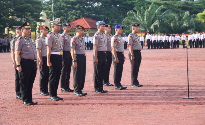 Sebanyak 994 personel Polri di jajaran Polda Aceh memperoleh kenaikan pangkat setingkat lebih tinggi periode 1 Januari 2024
