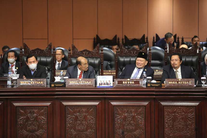 DPD RI akan membuka posko pengaduan dugaan pelanggaran Pemilu 2024 di setiap Kantor DPD RI di ibu kota provinsi se-Indonesia | INFOACEH.net DPD RI akan membuka posko pengaduan dugaan pelanggaran Pemilu 2024 di setiap Kantor DPD RI di ibu kota provinsi se-Indonesia