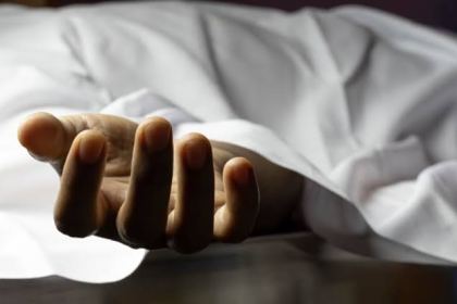 Warga Gampong Pulo Lhoih, Kecamatan Titue, Pidie, dihebohkan dengan penemuan mayat wanita terbungkus karung warna putih dikubur di dalam kamar rumah warga, pada Jum'at siang (12/1/2024)