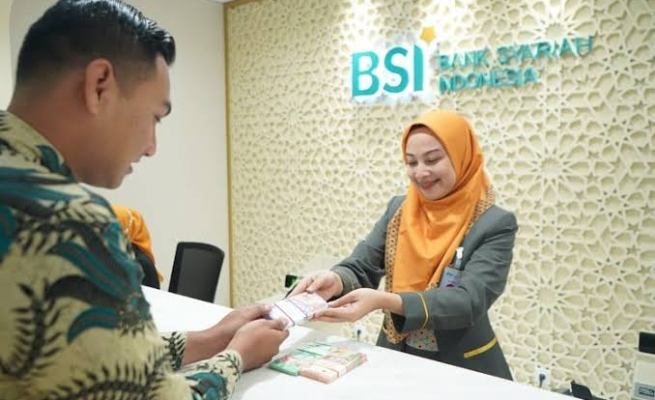 Bank Syariah Indonesia (BSI) berkomitmen terus mendukung pengembangan sektor UMKM di Indonesia melalui pembiayaan KUR syariah senilai Rp 16 triliun pada tahun ini