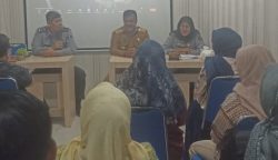 Kantor Wilayah Kemenkumham Aceh melaksanakan penyuluhan hukum bertema 'Netralitas aparatur Gampong dalam Pemilu 2024' yang dilaksanakan di Gampong Lampulo, Banda Aceh, Selasa (23/1/2024)
