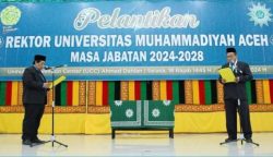 Dr Aslam Nur MA dilantik sebagai Rektor Universitas Muhammadiyah Aceh (Unmuha) masa jabatan 2024-2028 oleh Majelis Pendidikan Tinggi Penelitian dan Pengembangan (Diktilitbang) Pimpinan Pusat (PP) Muhammadiyah, Selasa (30/1/2024)