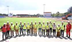Komisi III DPRK Banda Aceh meninjau proses renovasi Stadion H Dimurthala Lampineung di Gampong Kota Baru, Kecamatan Kuta Alam, Senin (22/1)