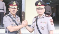 Jabatan Dirsamapta Polda Aceh diserahkan terimakan dari Kombes Pol Misbahul Munauwar kepada pejabat baru Kombes Pol Ery Apriyono, Jum'at (2/2)