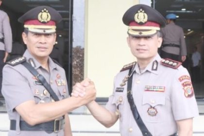 Jabatan Dirsamapta Polda Aceh diserahkan terimakan dari Kombes Pol Misbahul Munauwar kepada pejabat baru Kombes Pol Ery Apriyono, Jum'at (2/2)