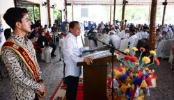 Pj Wali Kota Banda Aceh Amiruddin saat menghadiri Grand Opening Sidiq Kopi di Jln. Teuku Iskandar Gampong Lambhuk, Ahad (11/2)