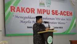 Ketua MPU Aceh Tgk H Faisal Ali membuka kegiatan Rapat Koordinasi MPU Se-Aceh Tahun 2024 di aula Tgk Abdullah Ujong Rimba MPU Aceh, Selasa (20/2)