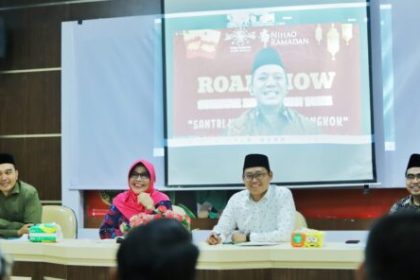 Fakultas Dakwah dan Komunikasi UIN Ar-Raniry menggelar bedah buku “Santri Indonesia di Tiongkok” dan buka puasa bersama, Selasa (19/3)