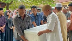 Pemulangan jenazah Zulfikar (34) Warga Ulee Geudong Kecamatan Sawang Kabupaten Aceh Utara yang meninggal dunia di daerah sungai Buloh Malaysia akibat penyakit dalam yang dideritanya