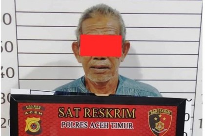 Polres Aceh Timur mengamankan AB (63), seorang kakek pelaku jarimah pelecehan seksual dan pemerkosaan terhadap anak usia 14 tahun