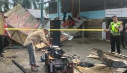 Kebakaran bilik santri Pesantren Serambi Mekkah yang berada di Desa Blang Beurandang Kecamatan Johan Pahlawan, Aceh Barat, Sabtu sore (23/3/2024)