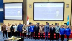 Pelantikan Prof Dr Ir Samsul Rizal MEng sebagai Rektor Universitas Batam (Uniba) masa periode 2024-2028, Selasa (25/3)