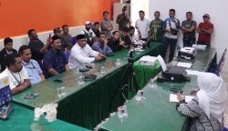 Delapan Caleg DPD RI Aceh, Jum'at (8/3) melapor ke Panwaslih Provinsi Aceh atas dugaan penggelembungan suara yang terjadi di Kabupaten Pidie