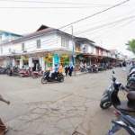 Usai penertiban dan pemindahan PKL di Jalan Tgk Chik Pante Kulu yang melanggar aturan, kini suasana Pasar Aceh terlihat semakin bersih, rapi dan nyaman dilalui