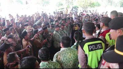 Keuchik di Aceh yang melakukan unjuk rasa untuk meminta perpanjangan masa jabatan dari 6 tahun menjadi 8 tahun dinilai untuk kepentingan pribadinya