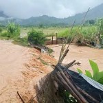 Banjir melanda Aceh Selatan, Ahad (12/5/2024), dipicu curah hujan yang mengguyur wilayah Kabupaten Aceh Selatan dengan intensitas sedang hingga lebat juga disertai angin kencang. (Foto: BPBD Aceh Selatan)