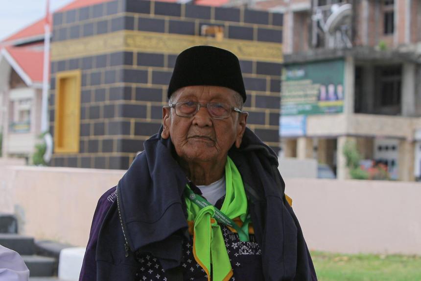 Abu Bakar Mureh, jamaah haji Aceh Kloter 6 yang berusia hampir satu abad. Foto: Istimewa