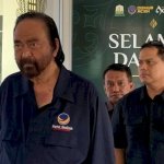 Surya Paloh bersama Ketua DPW Partai NasDem Aceh Irsan Sosiawan