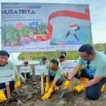 PT Pertamina Patra Niaga Fuel Terminal Sabang dan Rumah Zakat melakukan penanaman mangrove di Sabang. (Foto: For Infoaceh.net)