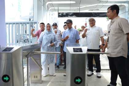 Bank Aceh berkolaborasi dengan Dispar Kota Banda Aceh dan Bank Indonesia meluncurkan sistem pembayaran retribusi non-tunai di Monumen PLTD Apung. (Foto: Humas Bank Aceh)