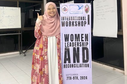 Ketua Korwil PII Wati Aceh yang juga mahasiswa Pendidikan Bahasa Inggris UIN Ar-Raniry Husnul Amalia Soleha, mengikuti Women Leadership and Reconciliation Workshop di Bangkok, Thailand. Foto: For Infoaceh.net