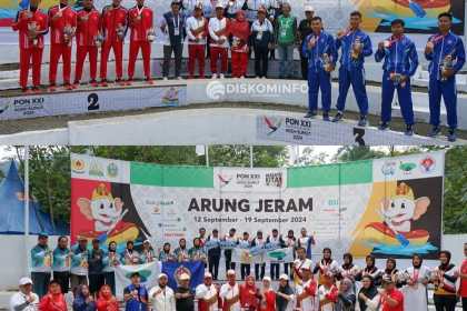 Penyerahan medali Cabor Arung Jeram PON XXI di Aceh Tenggara. Wartawan dillarang untuk mengambil gambar, Ahad, 15 September 2024. (Foto: Dok. Diskominfo Aceh Tenggara)