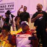 Pj Gubernur Aceh Safrizal ZA saat menghadiri pembukaan Peparnas XVII/2024 di Stadion Manahan Solo, Jawa Tengah, Ahad malam, 6 Oktober 2024.