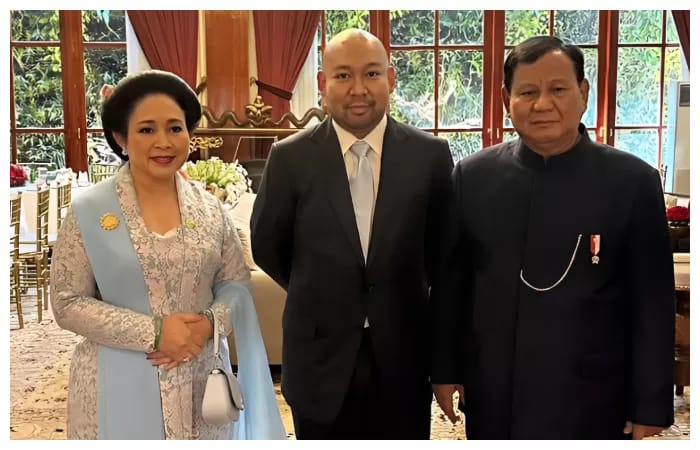 Presiden Prabowo Subianto bersama mantan istrinya Titiek Soeharto