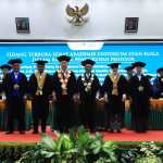 Pengukuhan empat profesor baru Universitas Syiah Kuala di gedung AAC Dayan Dawood, Senin (25/11). (Foto: For Infoaceh.net)