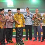 Pj Gubernur Aceh Safrizal ZA meluncurkan aplikasi sistem informasi manajemen dayah, di Hotel Kyriad Muraya Banda Aceh, Kamis (28/11)