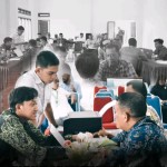Penyidik Kejari Bireuen melakukan pemeriksaan 30 orang keuchik dan bendahara gampong dalam Kecamatan Peusangan di aula Kejari setempat, Kamis (19/12). (Foto: Dok. Kejari Bireuen)