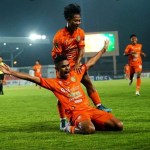 Pemain Persiraja Banda Aceh Miftahul Hamdi merayakan gol penyama kedudukan ke gawang PSKC Cimahi menjadi 1-1 dalam lanjutan Liga 2 Indonesia 2024/2025 pada Sabtu malam (7/12/2025). (Foto: Dok. MO Persiraja)