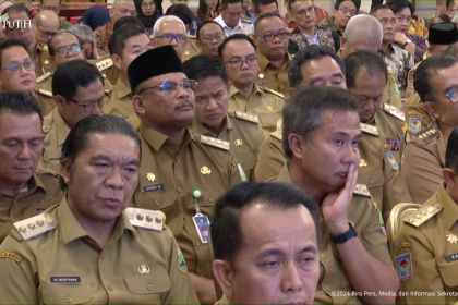 Pj Gubernur Aceh Safrizal ZA menghadiri undangan penyerahan DIPA dan Alokasi Transfer ke Daerah (TKD) Tahun 2025 serta Peluncuran Katalok Elektronik Versi 6 oleh Presiden Probowo Subianto di Istana Negara, Jakarta, Selasa, 10 Desember 2024. (Foto: For Infoaceh.net)