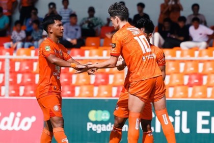 Persiraja Banda Aceh menutup Babak 8 Besar Grup X Liga 2 musim 2024-2025 dengan kemenangan besar setelah mengalahkan Deltras Sidoarjo dengan skor 4-1, Senin petang (17/2) di Stadion H Dimurthala Lampineung