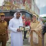 Wali Kota Banda Aceh Illiza Sa’aduddin Djamal menyambut kunjungan Dubes UEA untuk Indonesia, Abdulla Salem Al Dhaheri di Museum PLTD Apung, Punge Blang Cut, Senin, 10 Maret 2025.