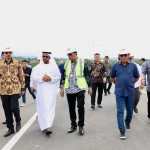 Dubes Uni Emirat Arab untuk Indonesia Abdulla Salem Al Dhaheri meninjau ruas Tol Sigli - Banda Aceh seksi Padang Tiji- Seulimeum, Ahad (9/3/2025)