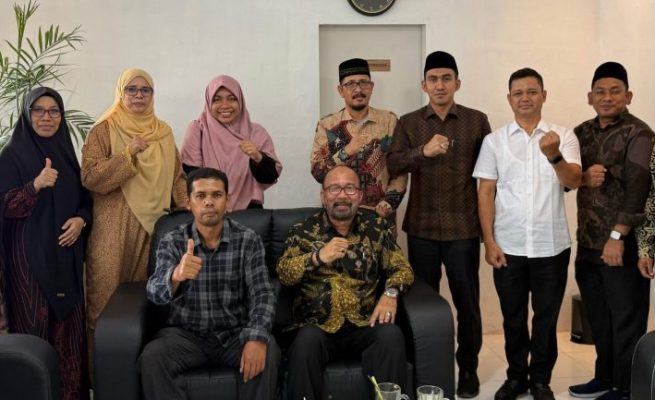 Prodi S3 Studi Islam Pascasarjana UIN Ar-Raniry menggelar sosialisasi serta bimbingan teknis penulisan disertasi bagi mahasiswa aktif